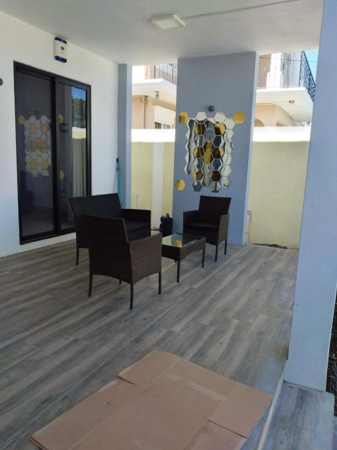 At Pereybere Villa
